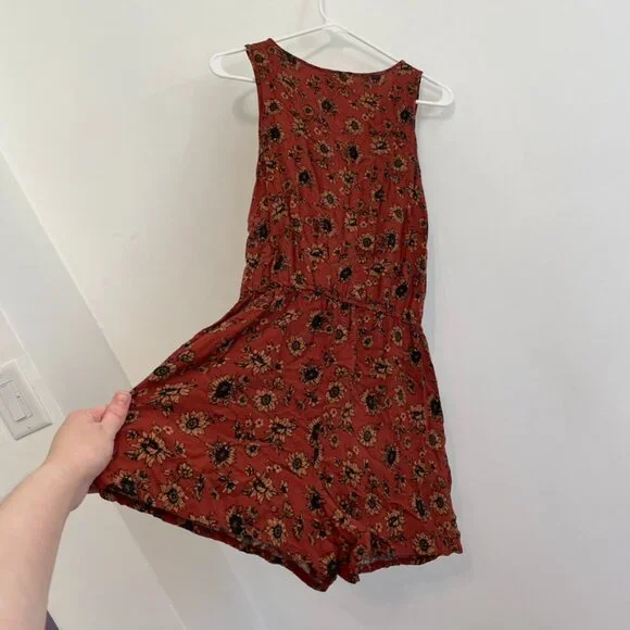 MOSSIMO SUPPLY CO Rust Red Burnt Orange Floral Sunflower Boho Sleeveless Romper - Picture 16 of 16